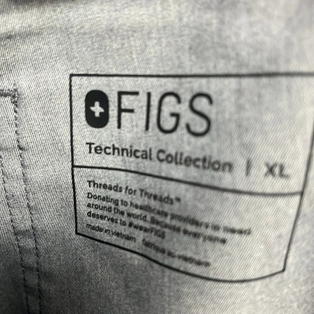 Figs size xl